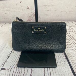 Kate Spade‎ Pebbled Leather Wristlet Pouch Wallet Clutch Black Chic Preppy